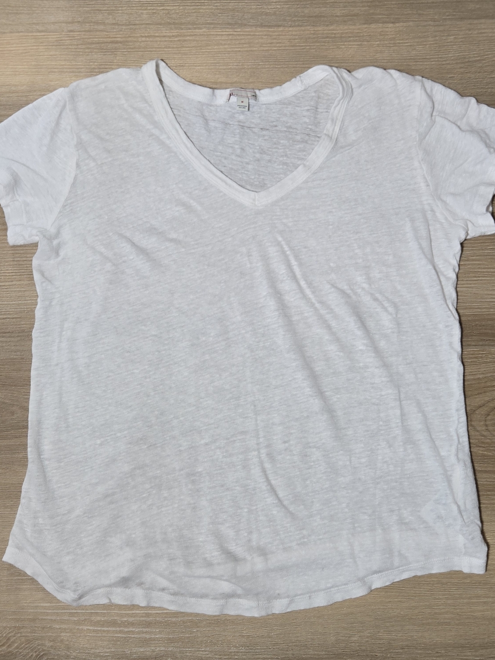 Vintage Linen White V-Neck Short Sleeve Tee